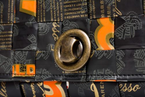 Meraky AROMA collection Espresso sac Chatelaine bag oro nero détail